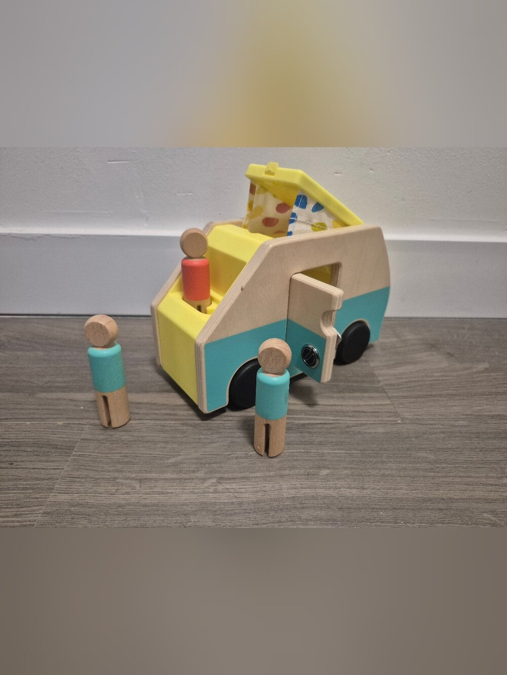 Lovevery Wooden Camper Van And 3 Peg People